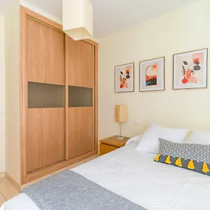 Mahostly Castillo Apartamento
